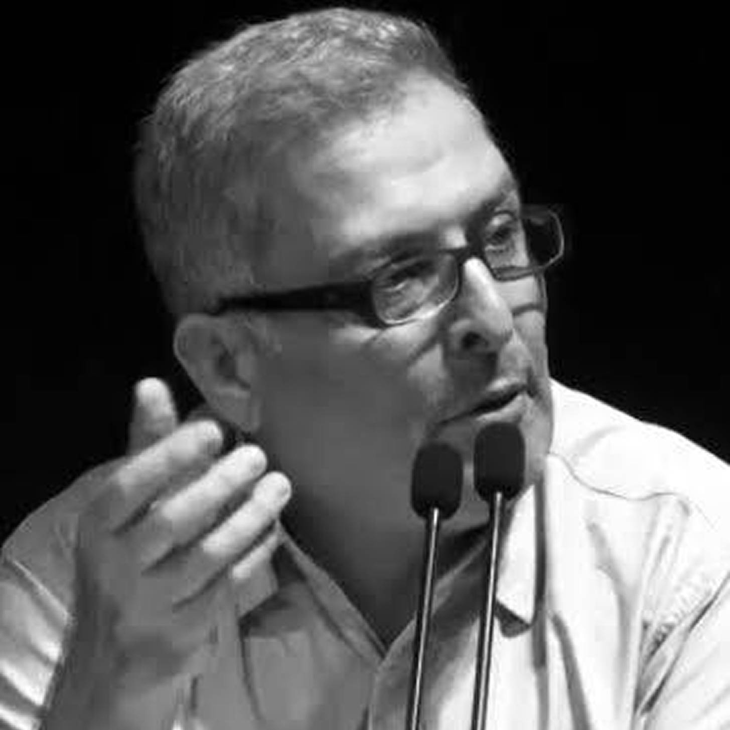 عارف اقوامی مقدم